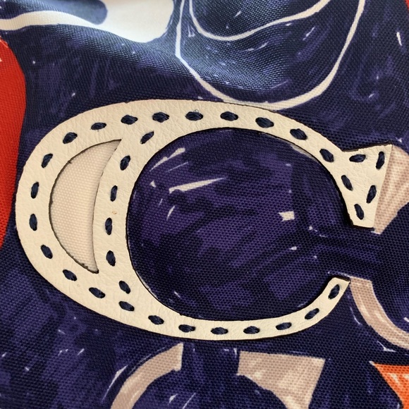 Coach shoulder bag. Excellent condition! - Picture 5 of 8